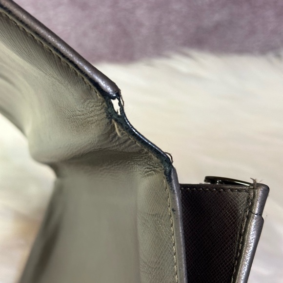 SALVATORE FERRAGAMO gancini long wallet in gun metal - Picture 6 of 16